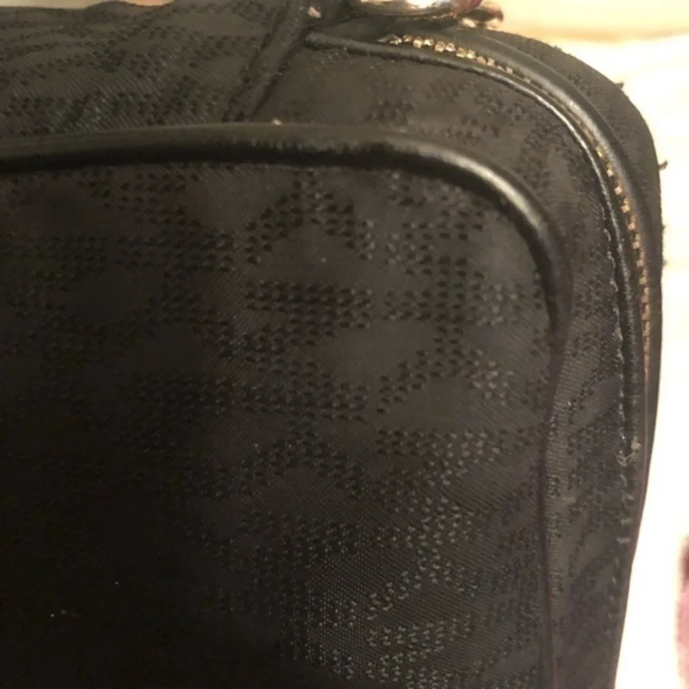 Michael kors signature mk messenger crossbody bag